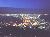 函館山の夜景に大感激！こんなにきれいに見えることはめったにないそうな。